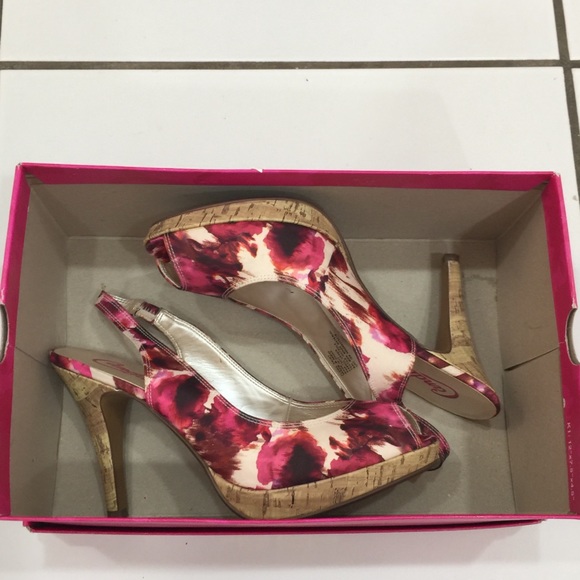 Candies Multicolor Open Toe Heels - Picture 7 of 8